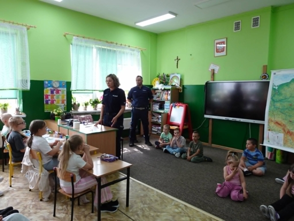 Bezpieczne wakacje &ndash; spotkanie z Policjantami